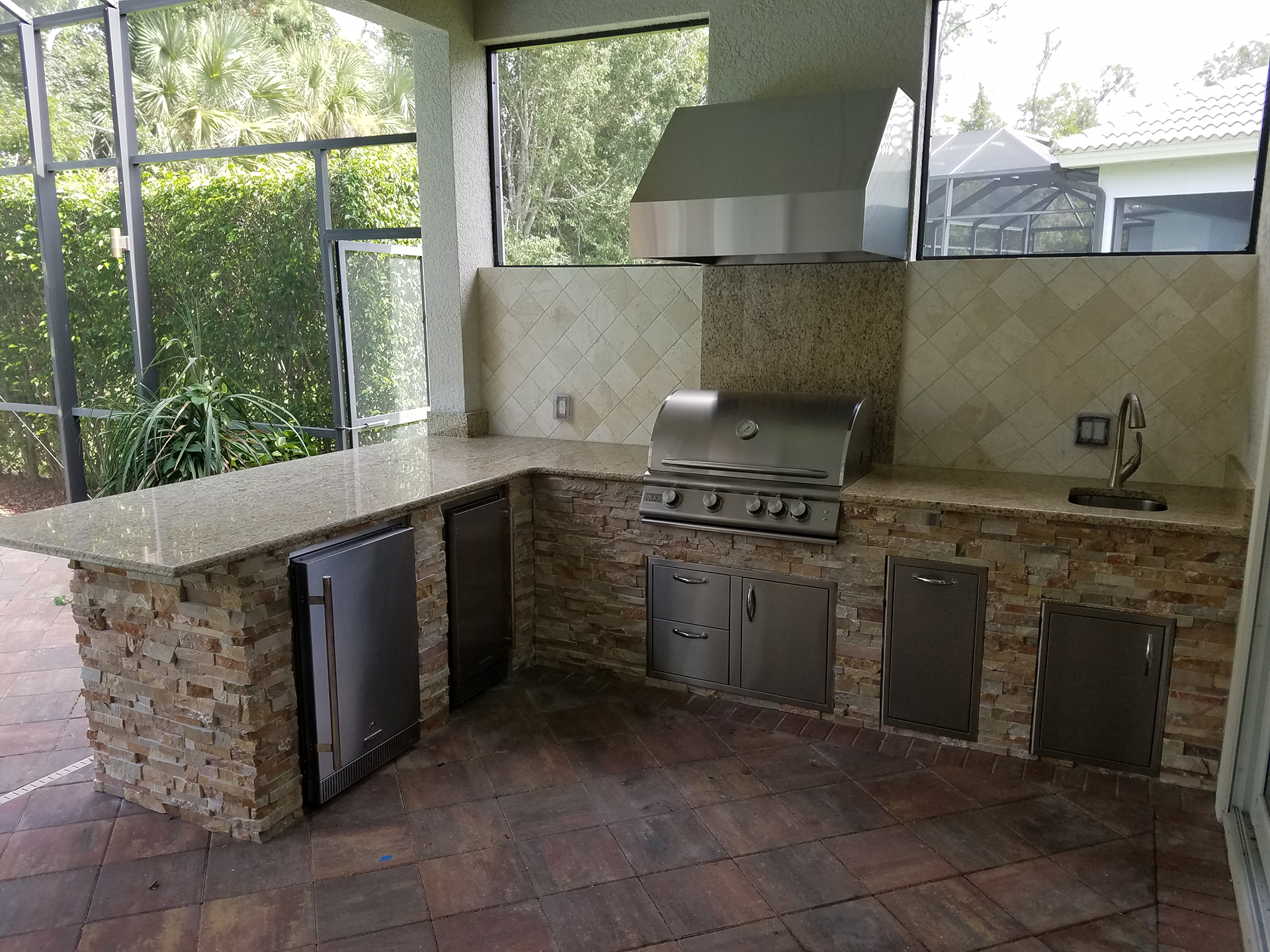 Naples Outdoor Kitchen Renovation - Elegant Outdoor Kitchens