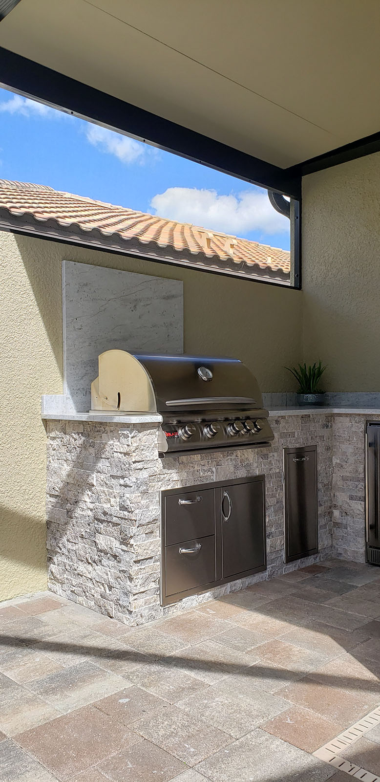 superior outdoor living specialists inc on Project Portfolios Archive Page 3 Of 14 Elegant Outdoor Kitchens