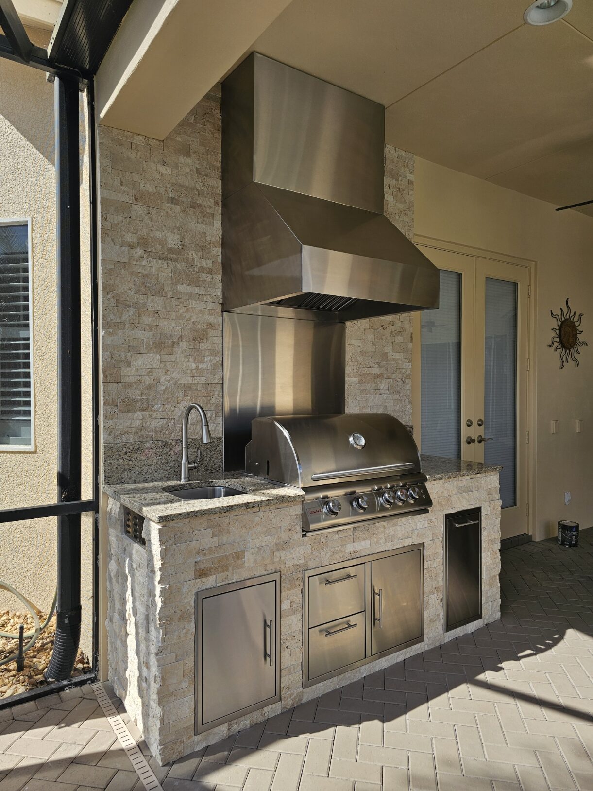 Outdoor kitchen Rebuild in Verandah - Elegant Outdoor Kitchens